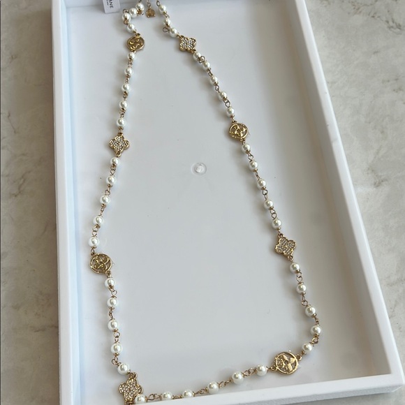 Park Lane Jewelry - Elegant Gold and White Pearl Necklace